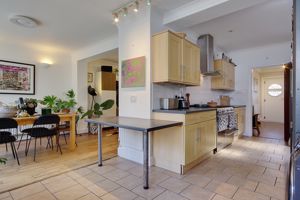 Kitchen- click for photo gallery